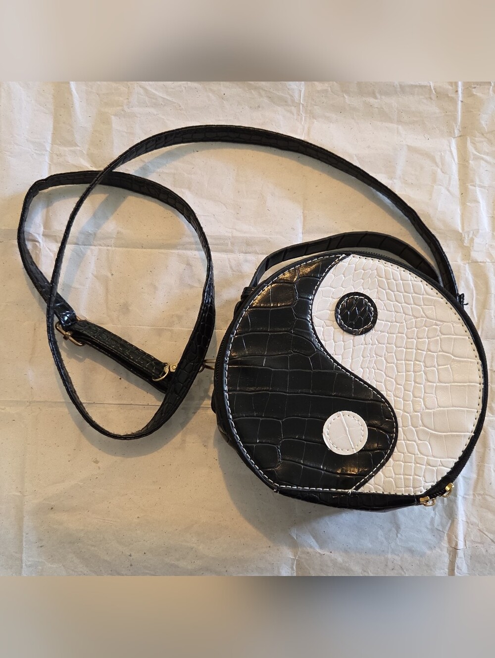 Black & White Yin Yang Faux Croc Crossbody Bag